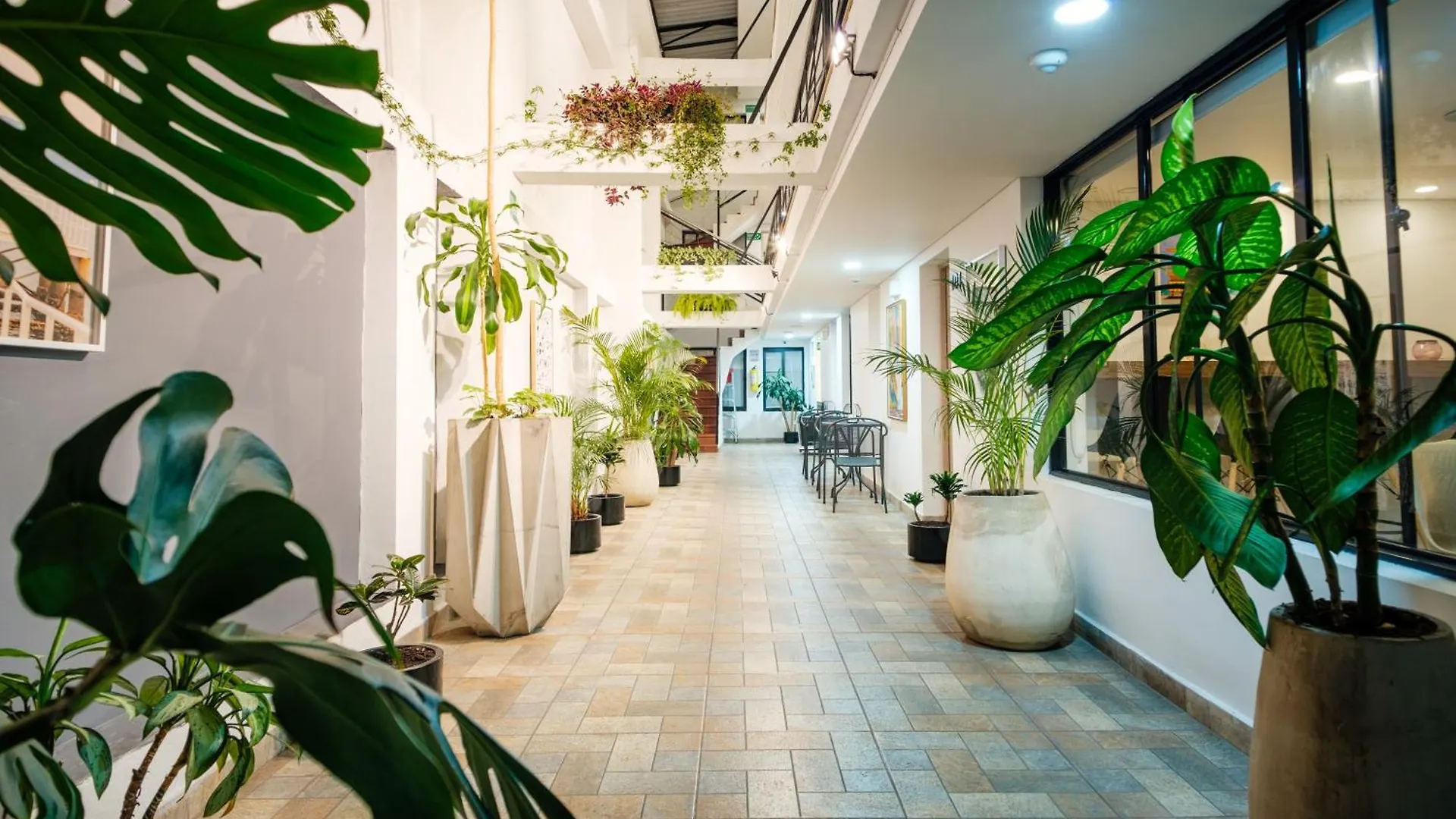 Hotel Palermo Home Bogota & Art Gallery