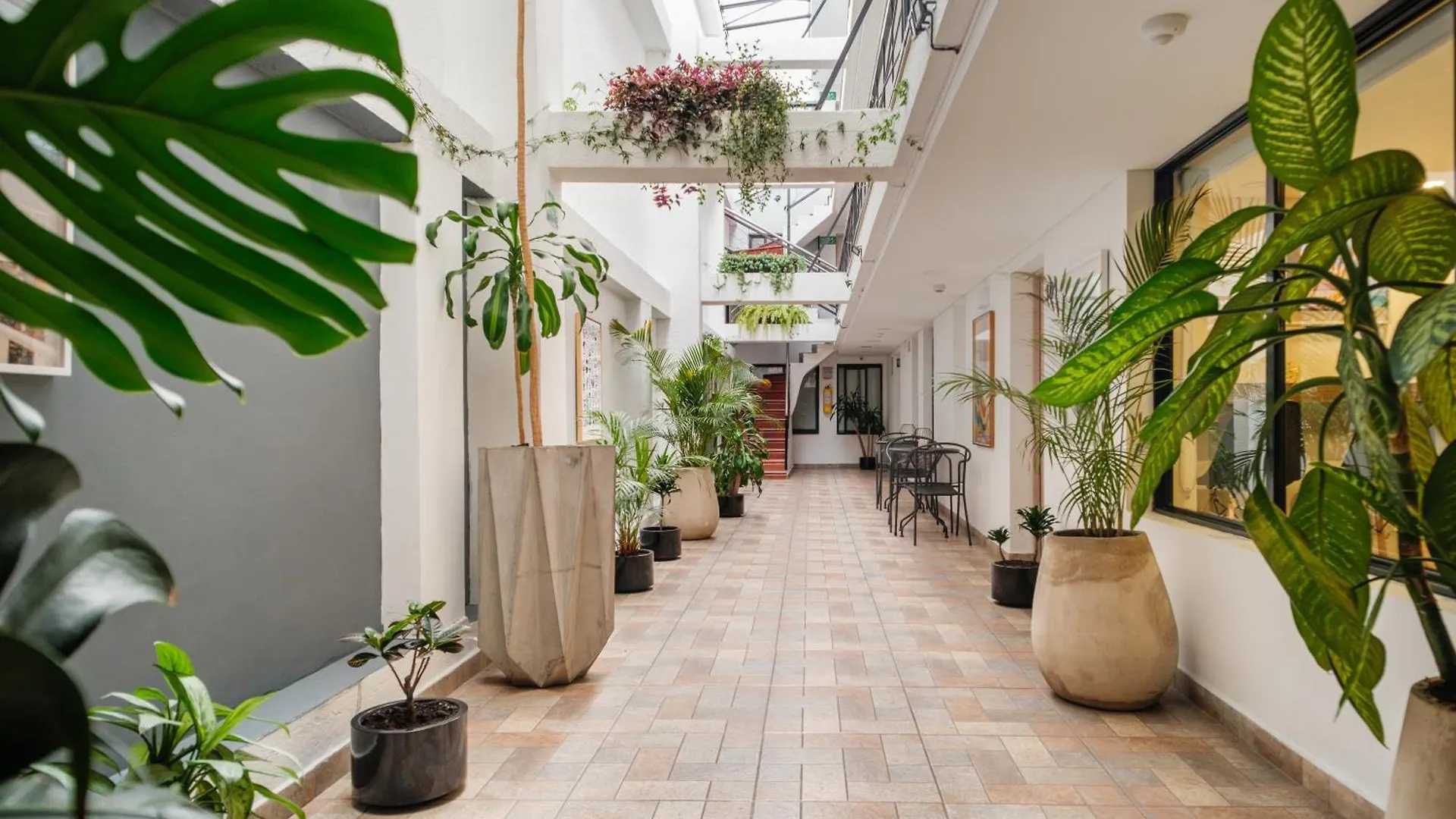Hotel Palermo Home Bogota & Art Gallery